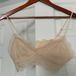 Aritzia Talula XS Sheer Lace Bralette in Nude - Women Intimates